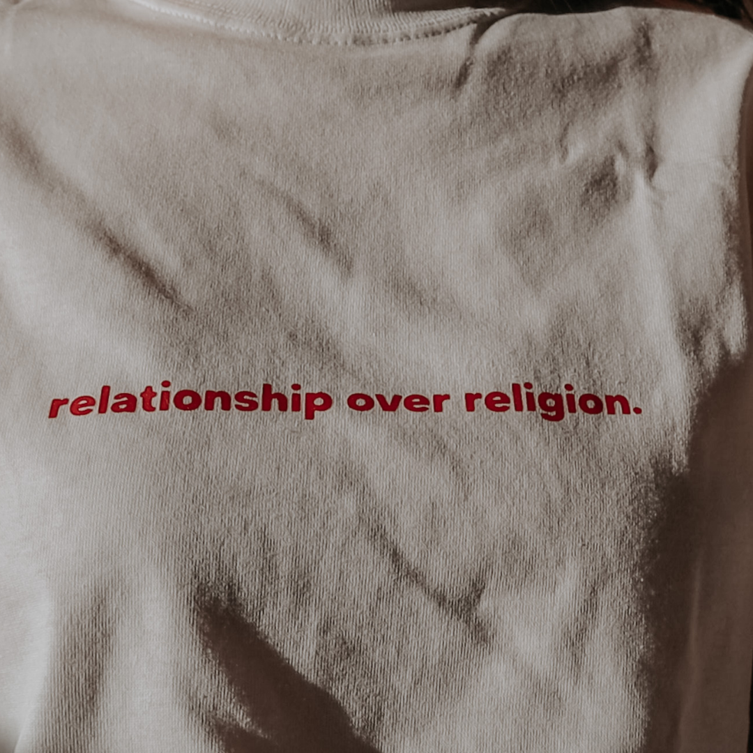 RELATIONSHIP OVER RELIGION TEE