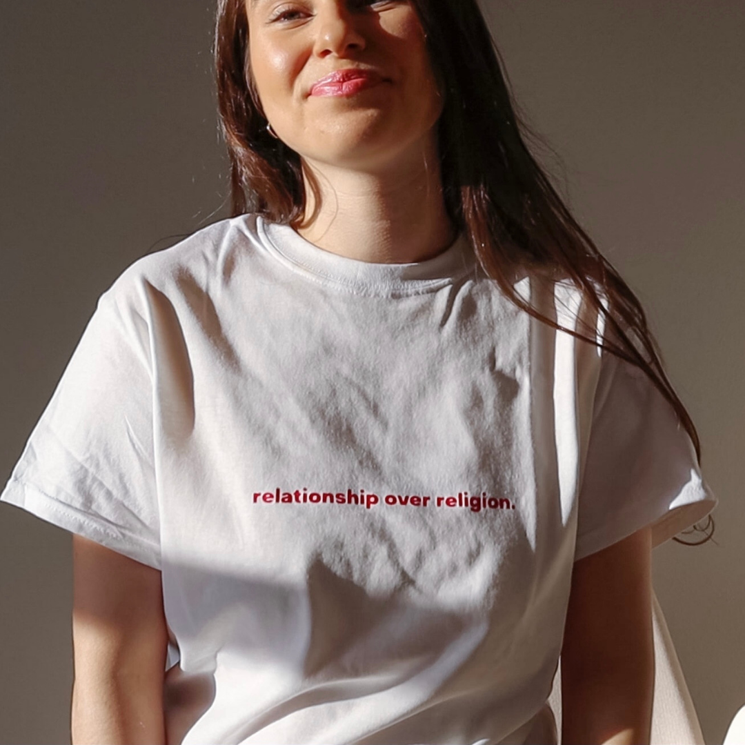 RELATIONSHIP OVER RELIGION TEE